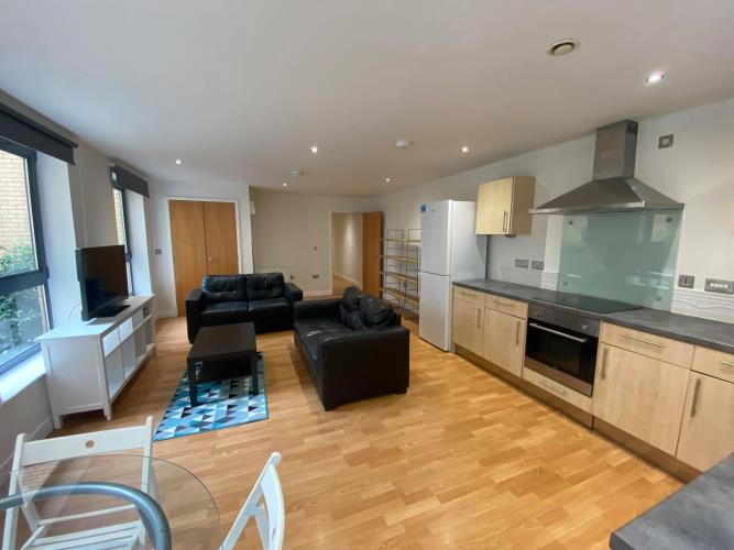 4 Bedroom Apartment with ENSUITE BATHROOMS<br>106 Reflect, 19 Cavendish Street, Sheffield, City Centre, Sheffield S3 7ST
