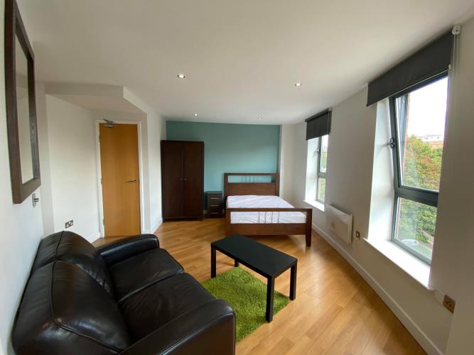 Spacious Studio Apartment<br>206 Cube, West One, 2 Broomhall Street, City Centre, Sheffield S3 7SW