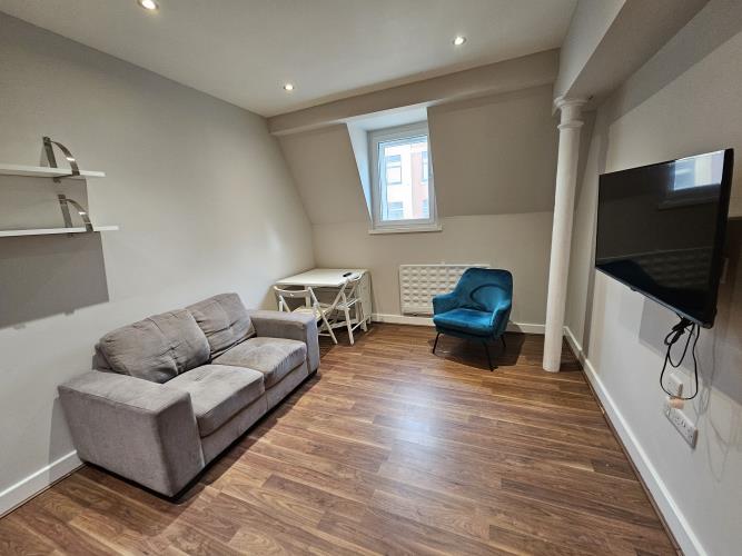 1-BEDROOM<br>Huttons Buildings,146 West Street, City Centre, Sheffield S1 4AR