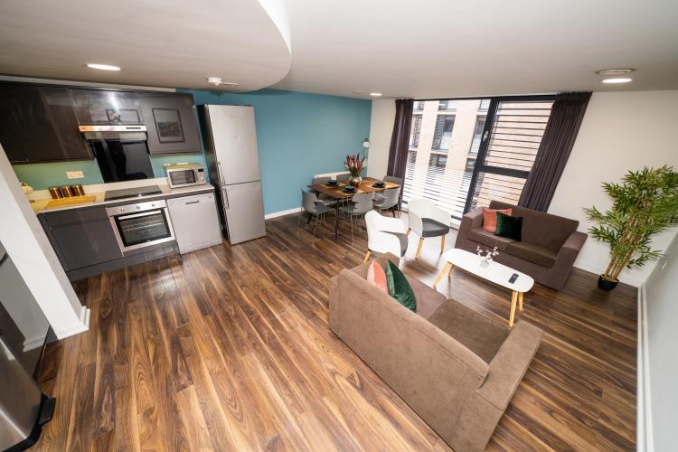 Mordern Luxary 3 bed ensuite Apartment<br>108 Arundel Lane, City Centre, Sheffield S1 4TH