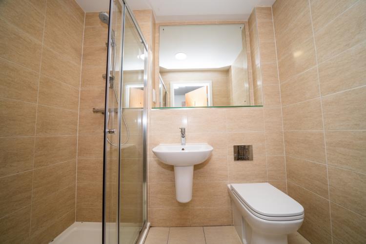 Mordern Luxary 3 bed ensuite Apartment<br>108 Arundel Lane, City Centre, Sheffield S1 4TH