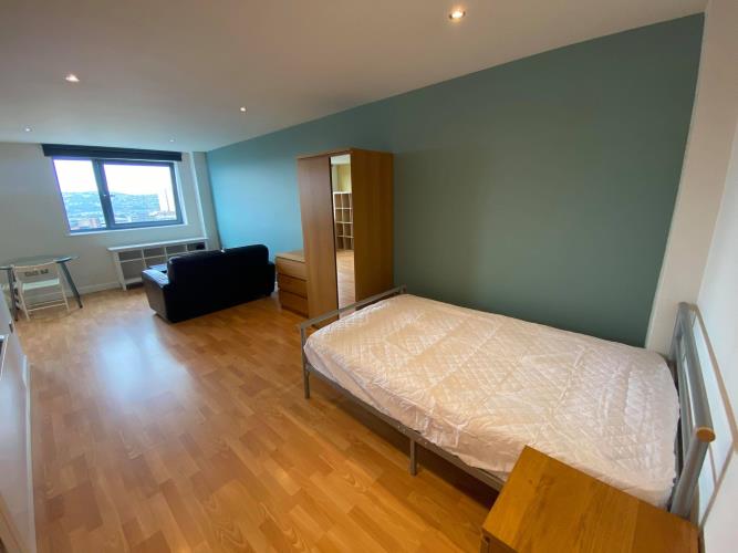 Studio Apartment<br>700 Cube, West One, 2 Broomhall Street, City Centre, Sheffield S3 7SW