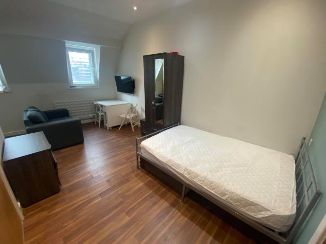 Studio Apartment<br>Huttons Buildings, West Street, City Centre, Sheffield S1 4AR