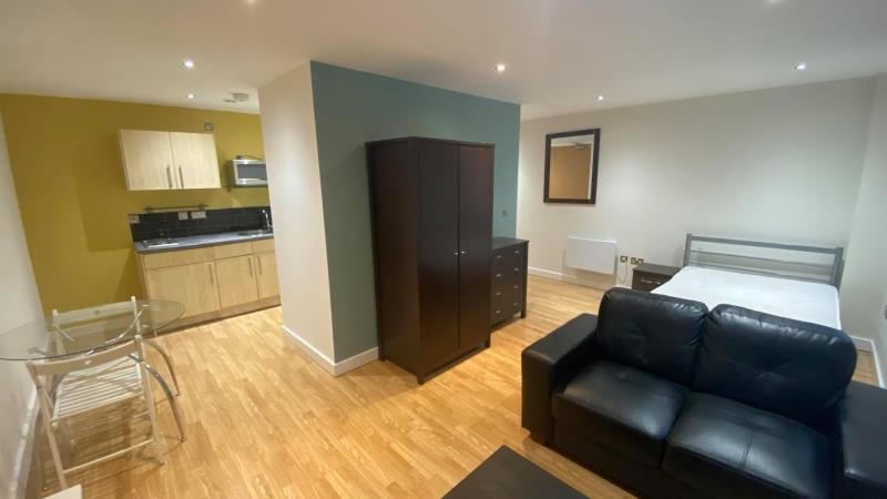 Studio apartment<br>G03 Cube, WestOne, 2 Broomhall Street, Sheffield, City Centre, Sheffield S1