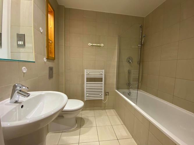 2 Bed WITH BALCONY - West One - Peak - 403<br>15 Cavendish Street, City Centre, Sheffield S3 7SR