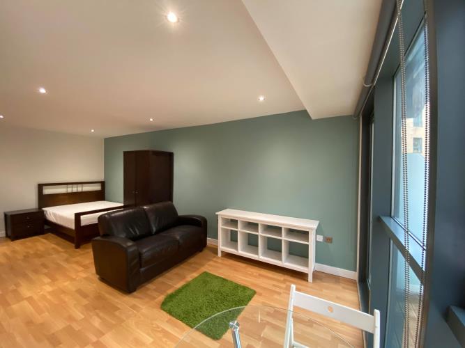 Studio Apartment WITH BALCONY<br>302 Cube, West One, 2 Broomhall Street, City Centre,  S3 7SW