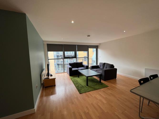 502 Space - 4 bed flat - Fifth Floor<br>8 Broomhall Street, City Centre, Sheffield S3 7SY