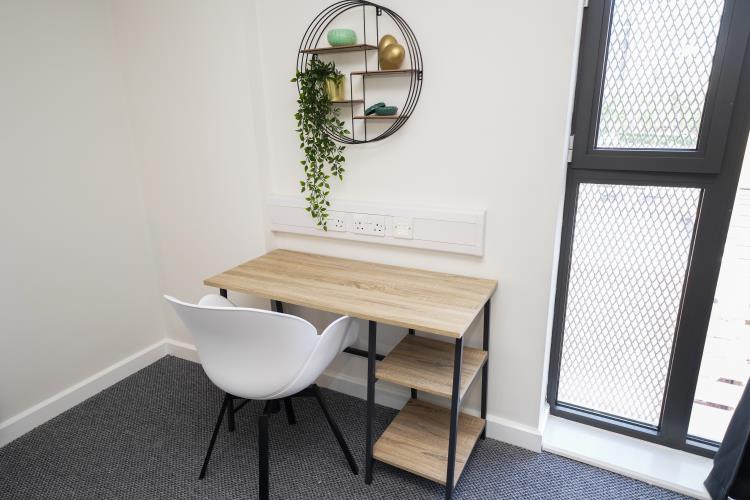 Three Bedroom Apartment Sellers Wheel<br>Flat 12 Sellers Wheel, Arundel Lane, Sheffield, City Centre, Sheffield S1 4RF