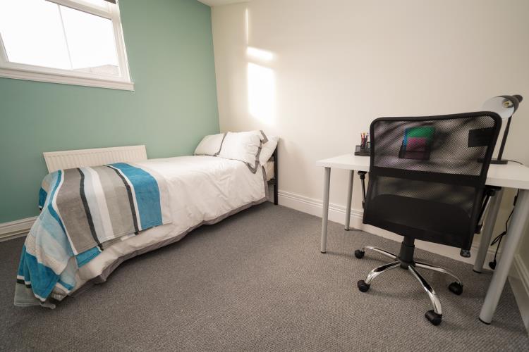 Flat B 212 Broomhall Street - 5 Bed<br>212 Broomhall Street, City Centre, Sheffield S3 7SQ
