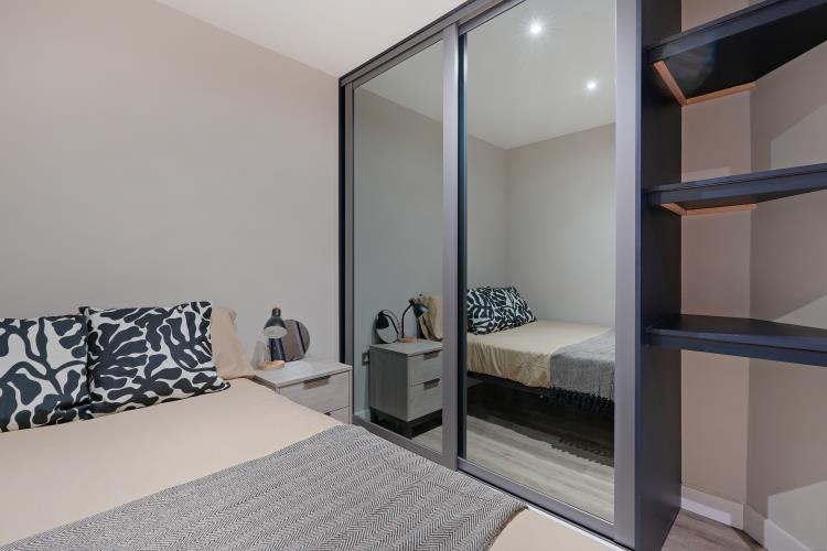 West One Refurbished Partitioned Studio Apartment<br>Apartment 604, West One, Cube, Broomhall Street, City Centre, Sheffield S3 7SW