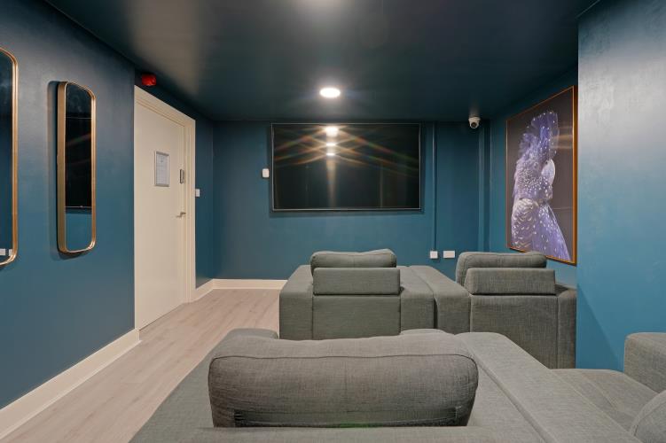Five Bedroom Renovated Apartment<br>West One, Fitzwilliam Street, City Centre, Sheffield S1 4JL