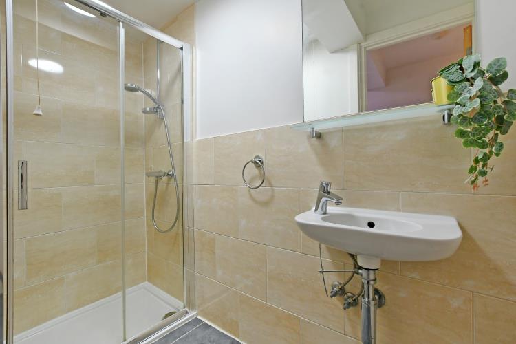 Broomgrove Four bed Individual Rooms<br>Apartment 4,Brommgrove Apartments, Broomgrove Road, Broomhall, Sheffield S10 2LW