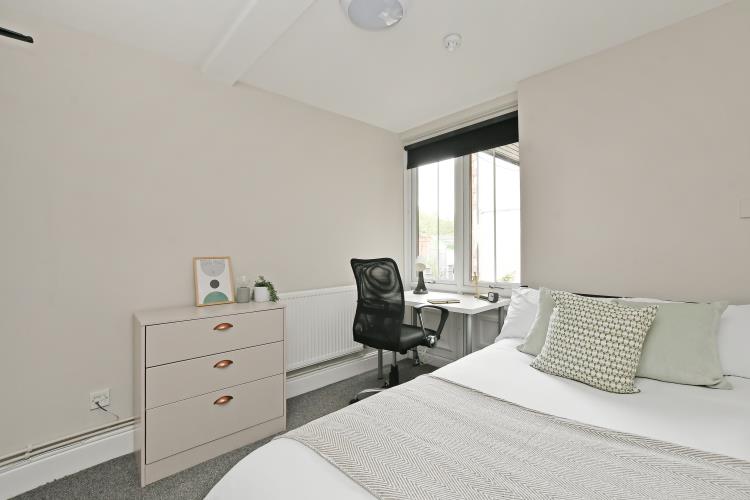 Flat B 212 Broomhall Street<br>212 Broomhall Street, Broomhall, Sheffield S3 7SQ