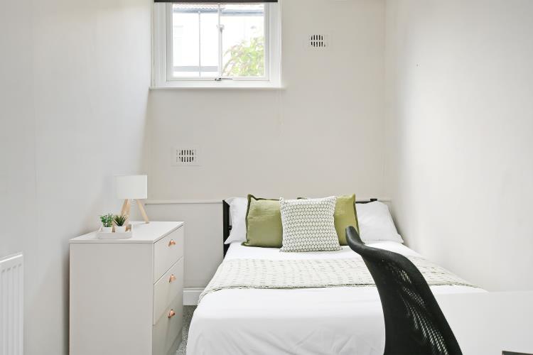 Flat B 212 Broomhall Street<br>212 Broomhall Street, Broomhall, Sheffield S3 7SQ