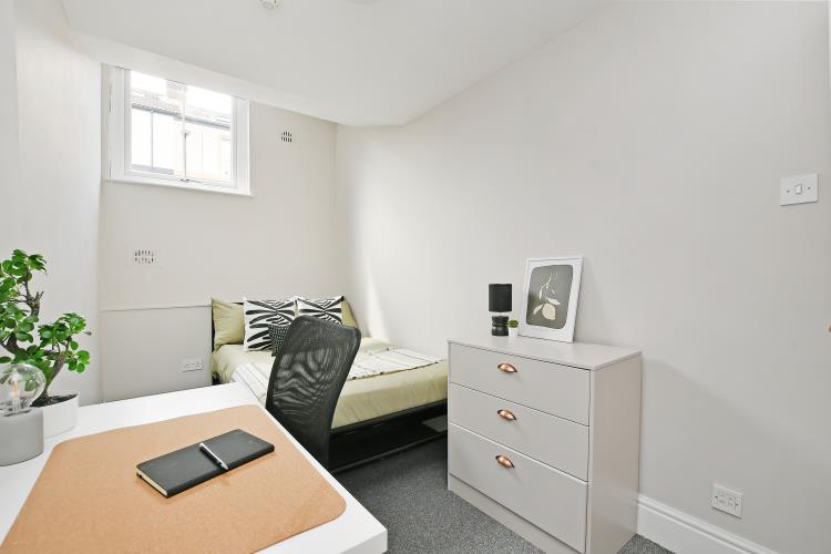 Flat B 212 Broomhall Street<br>212 Broomhall Street, Broomhall, Sheffield S3 7SQ