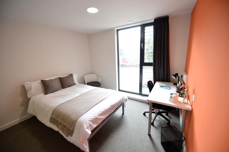 2 Bedroom Gatecrasher Apartments<br>104 Arundel Street, City Centre, Sheffield S1 4TH