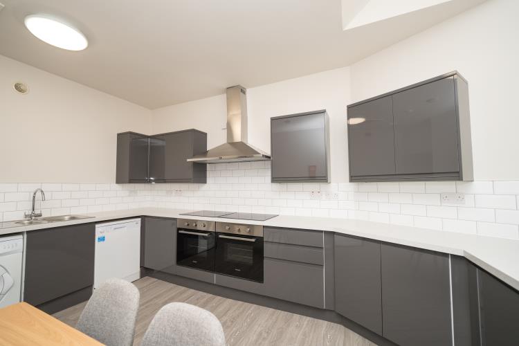 Large luxury 5 bedroom apartment in Broomhill<br>Flat A - 106 Whitham Road, Broomhill, Sheffield S10 2SQ