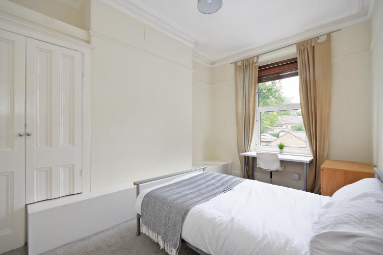 luxury 5 bedroom apartment<br>16a Newbould Lane, Broomhill, Sheffield S10 2PL