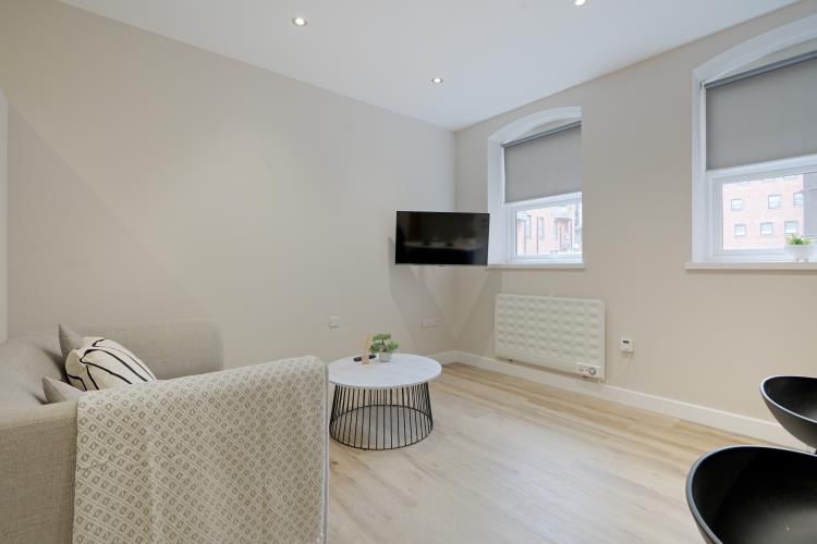 Renovated Partitioned Studio Apartment<br>6 Huttons Buildings, 146 West Street, City Centre, Sheffield S1 4AR