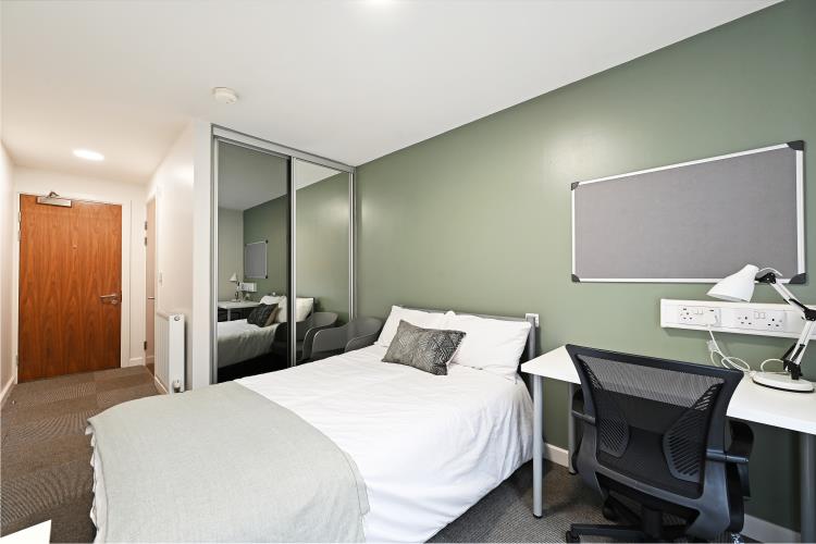 Two Bedroom Apartment - Gatecrasher<br>104 Arundel Street, City Centre, Sheffield S1 4TH