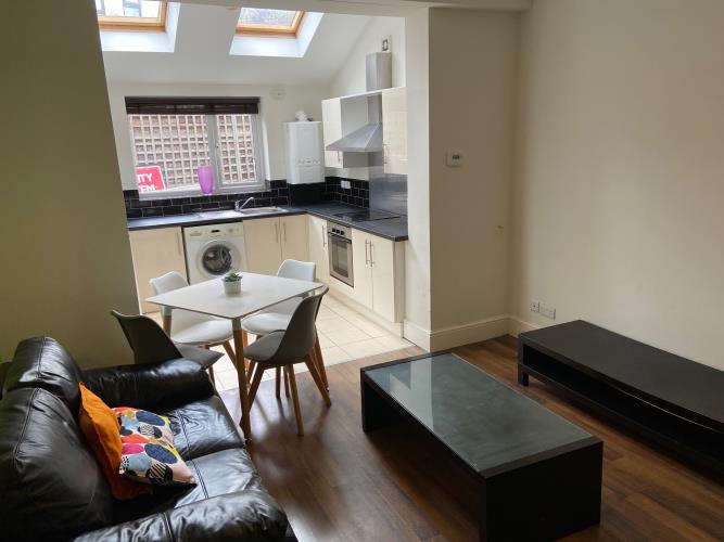 Fantastic refurbished 4 bedroom terraced house<br>83 Barber Road, Crookesmoor, Sheffield S10 1EB